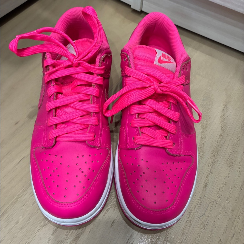 Nike Hot Pink Dunk Low-Top Sneakers leather size 8 worn once
